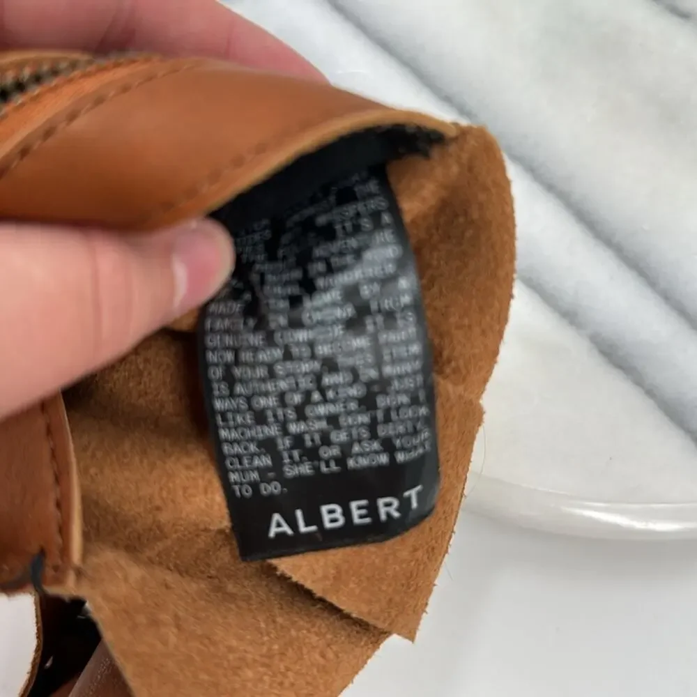 Albert roll up soft brown leather wallet